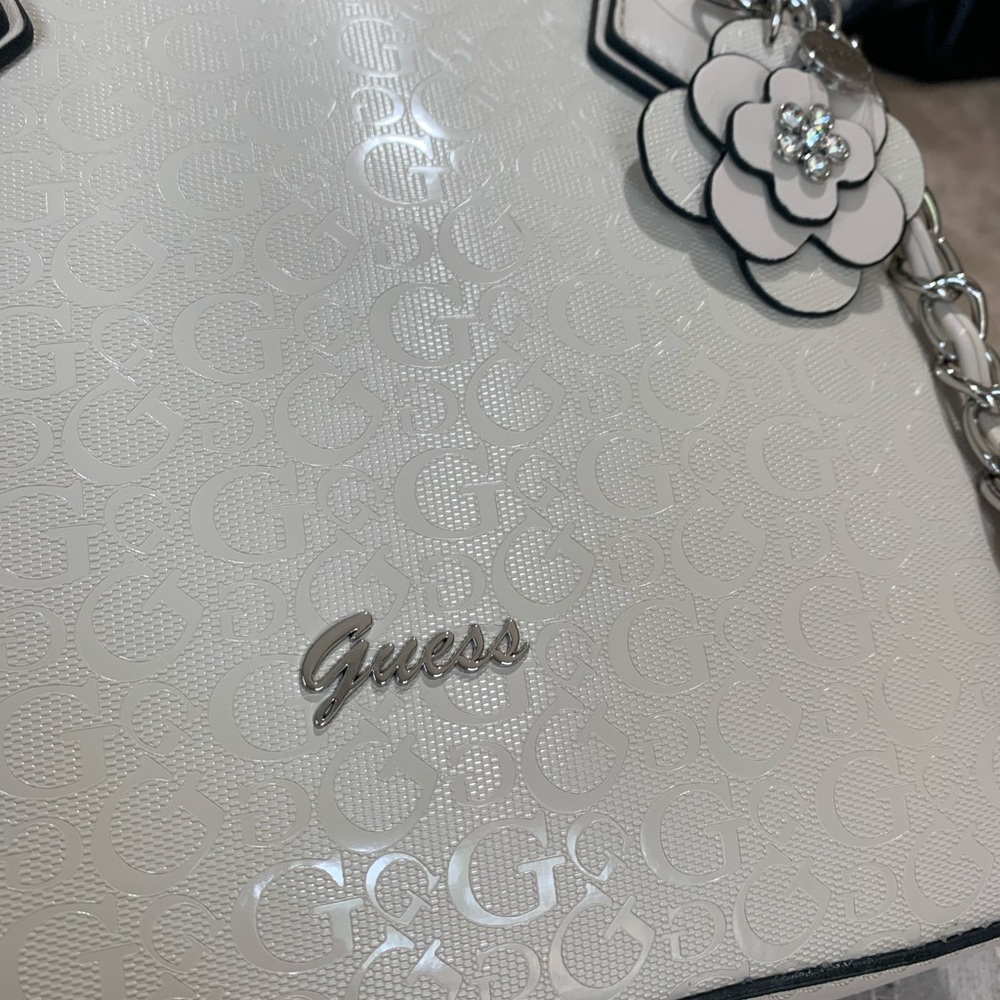 NWT - GUESS Handbag - IVORYπ€π€π€ - Picture 5 of 9